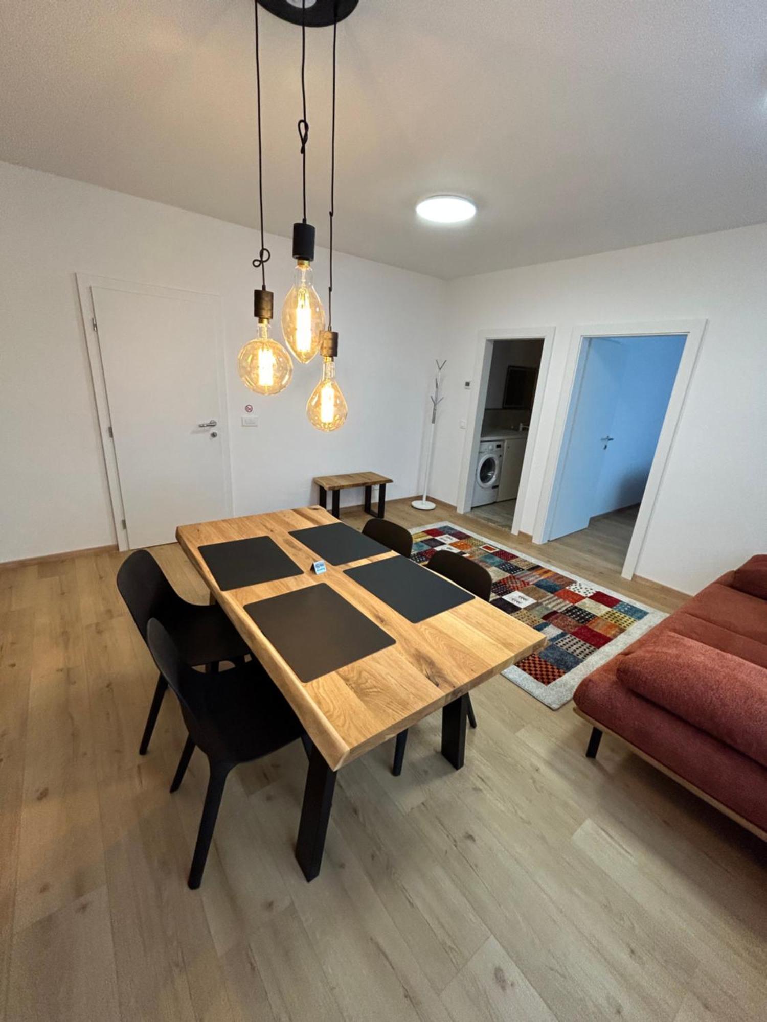 Casa Box Apartment Free Garage Maribor Kültér fotó