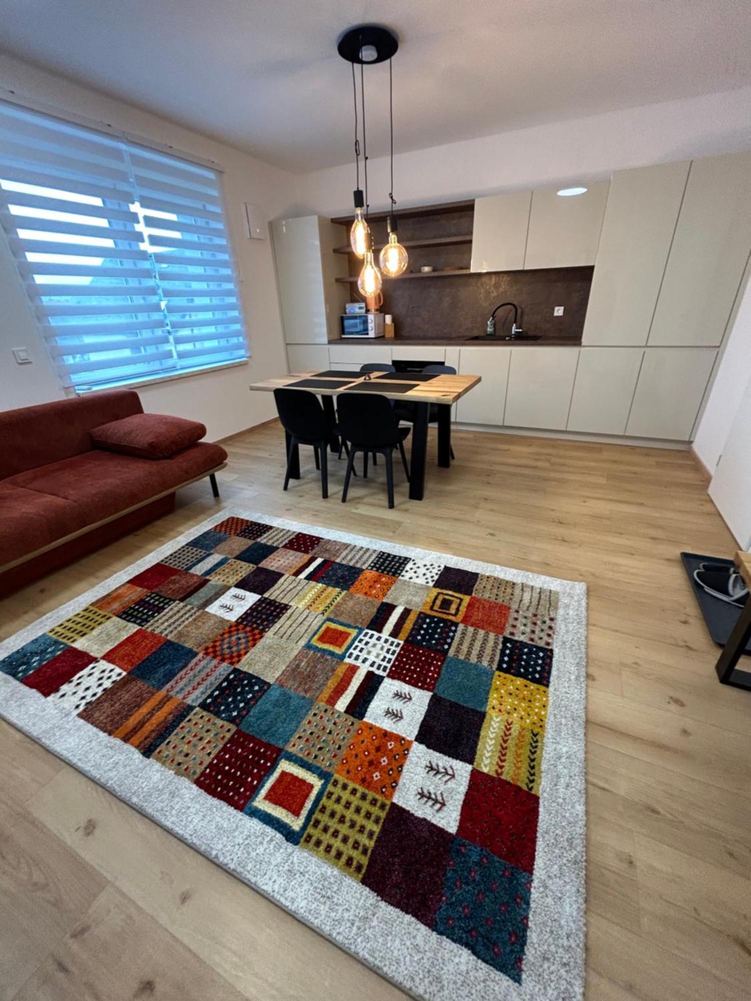 Casa Box Apartment Free Garage Maribor Kültér fotó